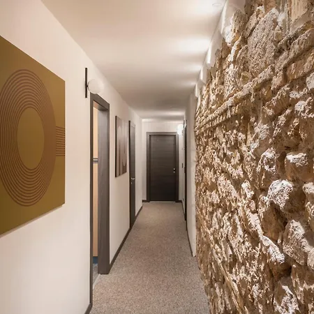 Domus Ancona